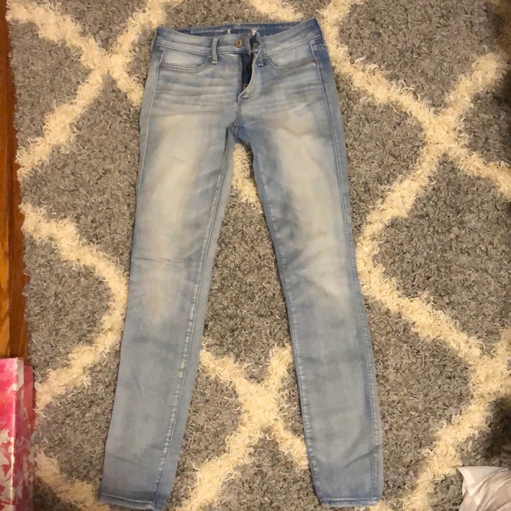 Light wash jeans